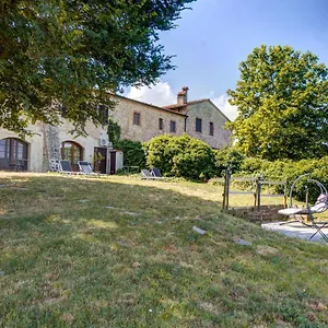 In Canto Sul Poggio , Volterra Italia